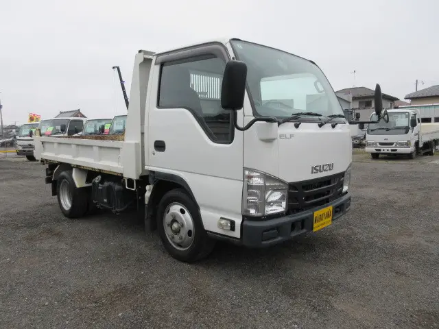 いすゞ エルフ TPG-NJR85AD(2WD)の写真2