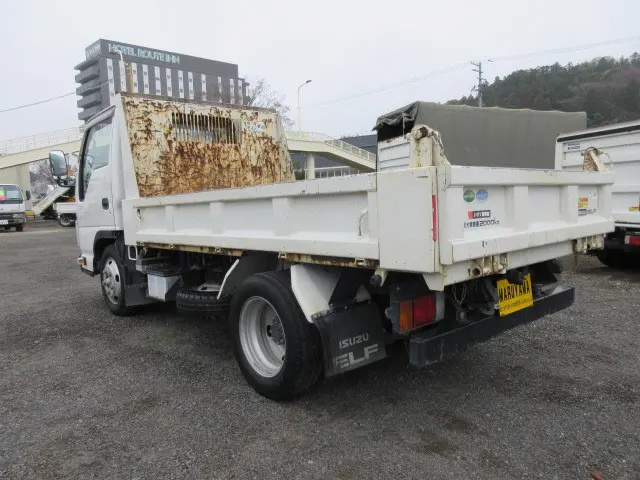 いすゞ エルフ TPG-NJR85AD(2WD)の写真3