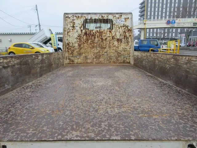 いすゞ エルフ TPG-NJR85AD(2WD)の写真14