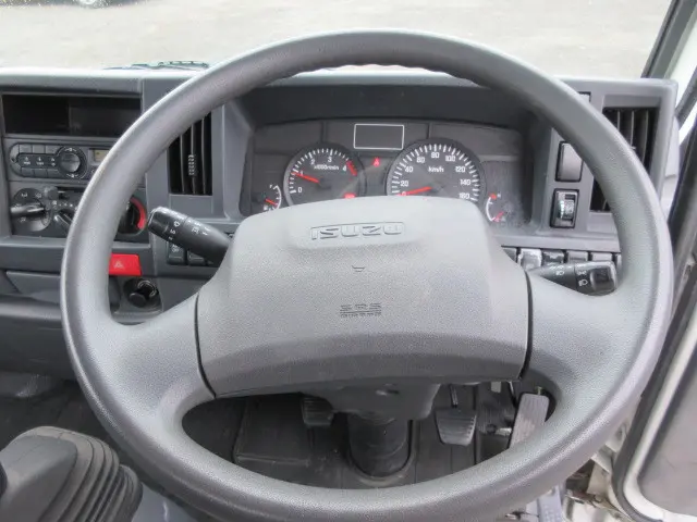 いすゞ エルフ TPG-NJR85AD(2WD)の写真23