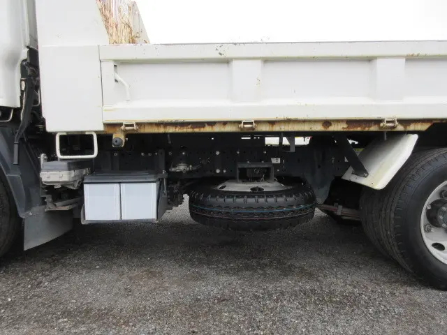 いすゞ エルフ TPG-NJR85AD(2WD)の写真37