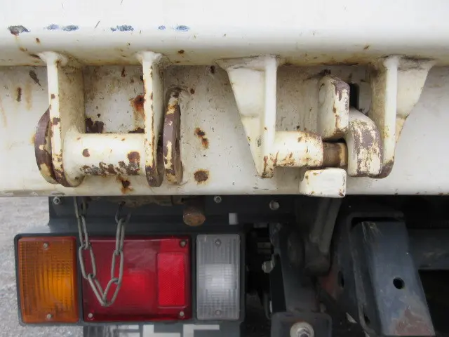 いすゞ エルフ TPG-NJR85AD(2WD)の写真46