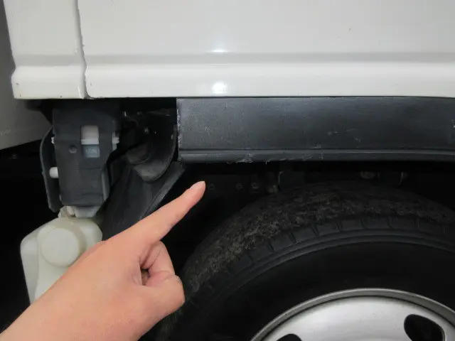 いすゞ エルフ TPG-NJR85AD(2WD)の写真49