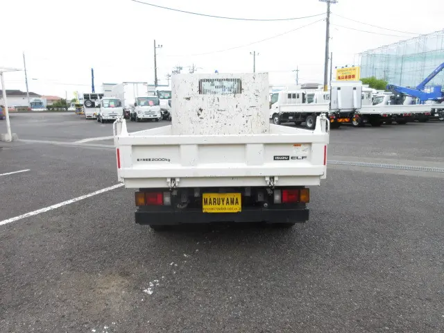 いすゞ エルフ 2RG-NJR88AD(2WD)の写真13