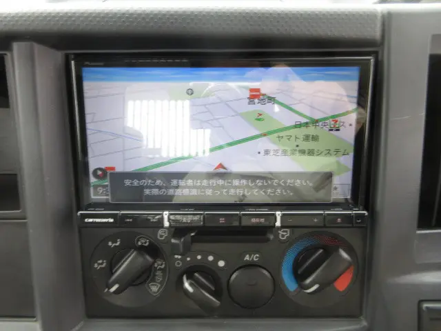 いすゞ エルフ 2RG-NJR88AD(2WD)の写真22