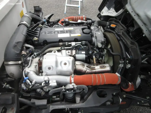 いすゞ エルフ 2RG-NJR88AD(2WD)の写真29