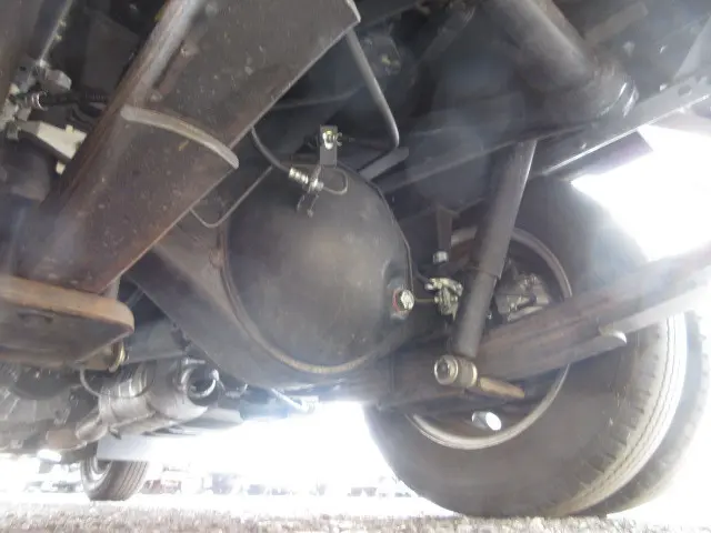 いすゞ エルフ 2RG-NJR88AD(2WD)の写真33