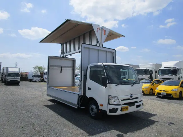日野 デュトロ 2WG-XZU713M(2WD)の写真2