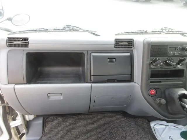 三菱 キャンターガッツ PA-FB70BB(2WD)の写真14