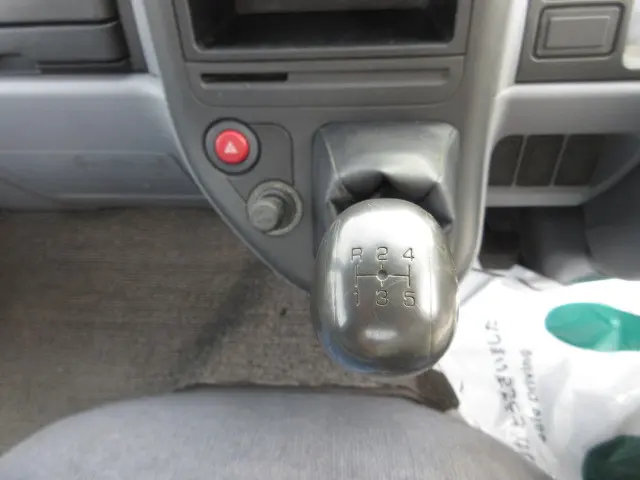三菱 キャンターガッツ PA-FB70BB(2WD)の写真15