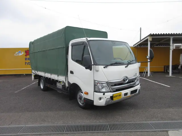 トヨタ ダイナ 2KG-XZU775(4WD)の写真2