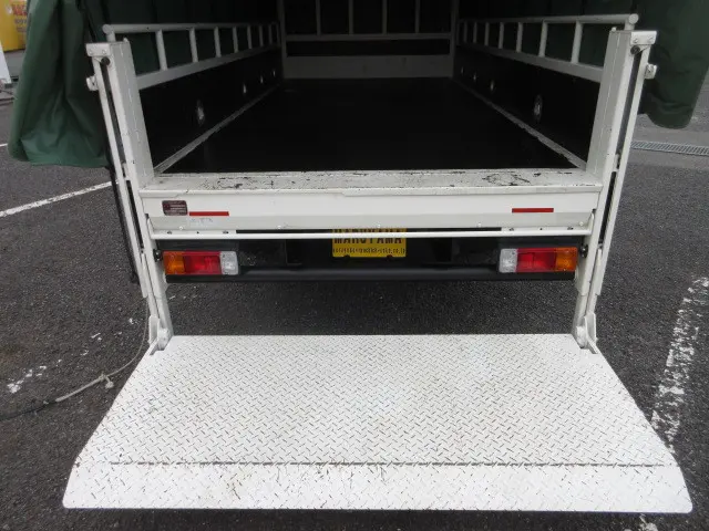 トヨタ ダイナ 2KG-XZU775(4WD)の写真9