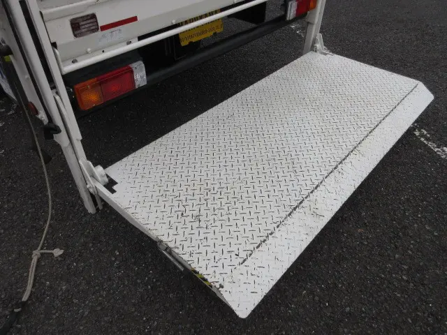 トヨタ ダイナ 2KG-XZU775(4WD)の写真42