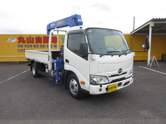 日野 デュトロ 2DG-XZU695M(4WD)の写真2