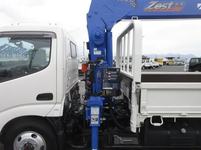 日野 デュトロ 2DG-XZU695M(4WD)の写真34