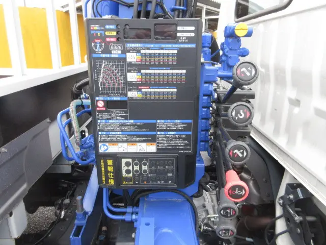 日野 デュトロ 2DG-XZU695M(4WD)の写真38