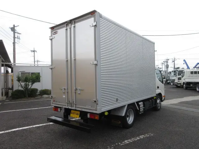 トヨタ ダイナ 2RG-XZU645(2WD)の写真4