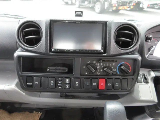 トヨタ ダイナ 2RG-XZU645(2WD)の写真14