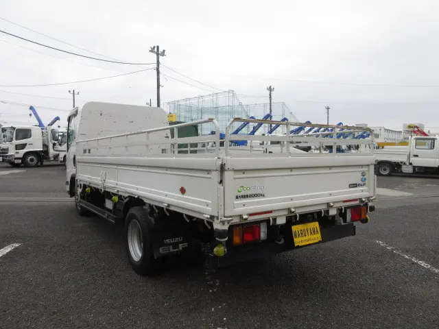 いすゞ エルフ 2RG-NMR88AR(2WD)の写真3
