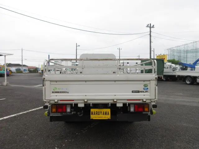いすゞ エルフ 2RG-NMR88AR(2WD)の写真7