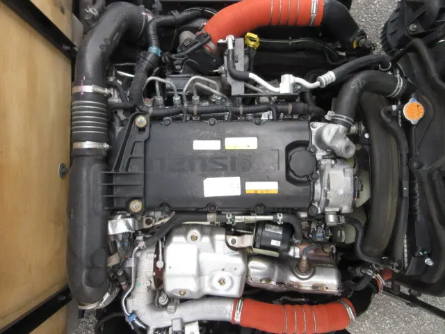 いすゞ エルフ 2RG-NMR88AR(2WD)の写真24