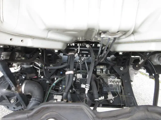 いすゞ エルフ 2RG-NMR88AR(2WD)の写真26