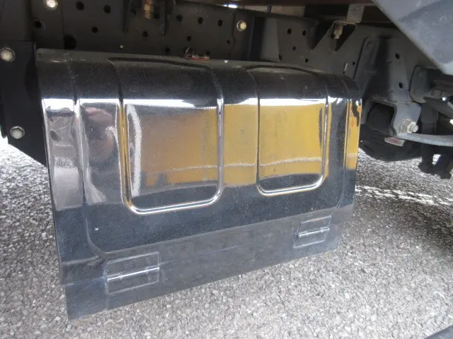 いすゞ エルフ 2RG-NMR88AR(2WD)の写真31