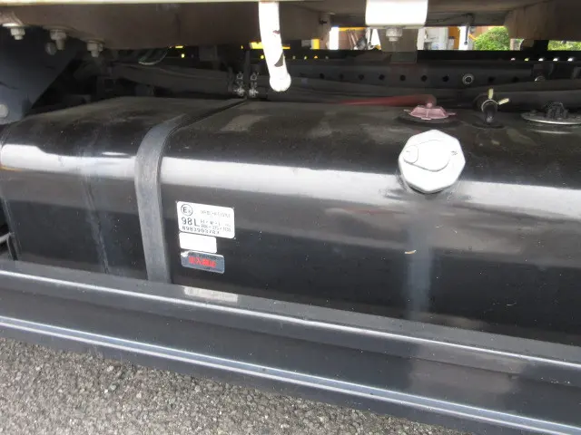 いすゞ エルフ 2RG-NMR88AR(2WD)の写真34
