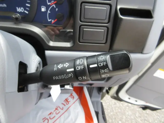 三菱 キャンターガッツ PDG-FB70B(2WD)の写真19