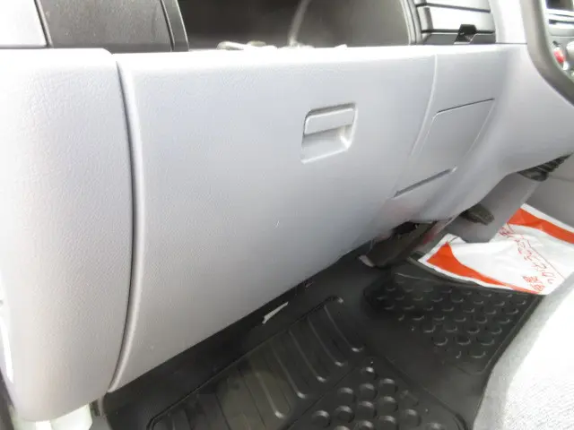 三菱 キャンターガッツ PDG-FB70B(2WD)の写真25