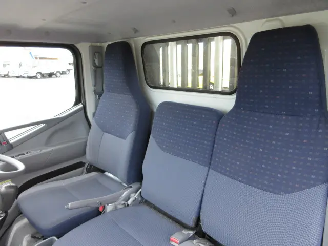 三菱 キャンターガッツ PDG-FB70B(2WD)の写真26