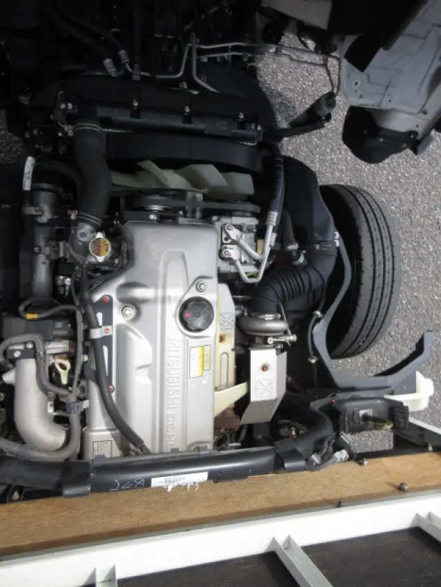 三菱 キャンターガッツ PDG-FB70B(2WD)の写真35