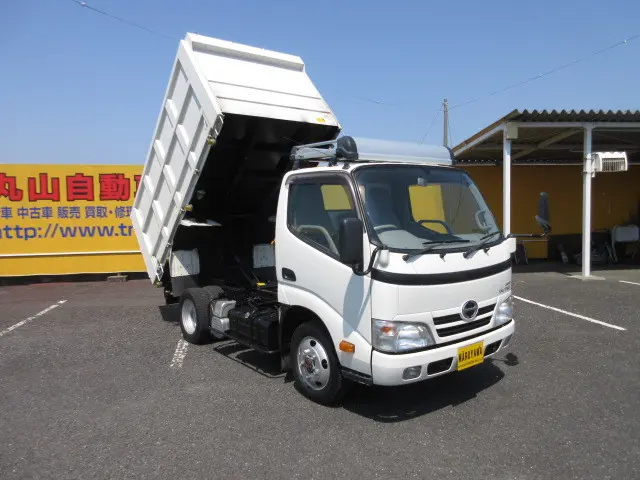 日野 デュトロ BDG-XZU368T(4WD)の写真2