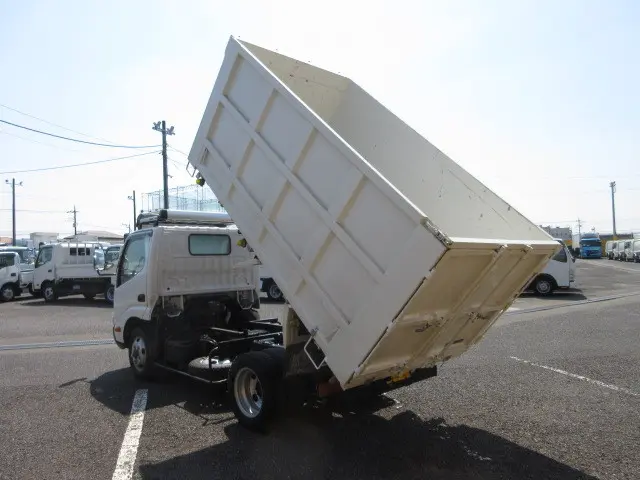 日野 デュトロ BDG-XZU368T(4WD)の写真3