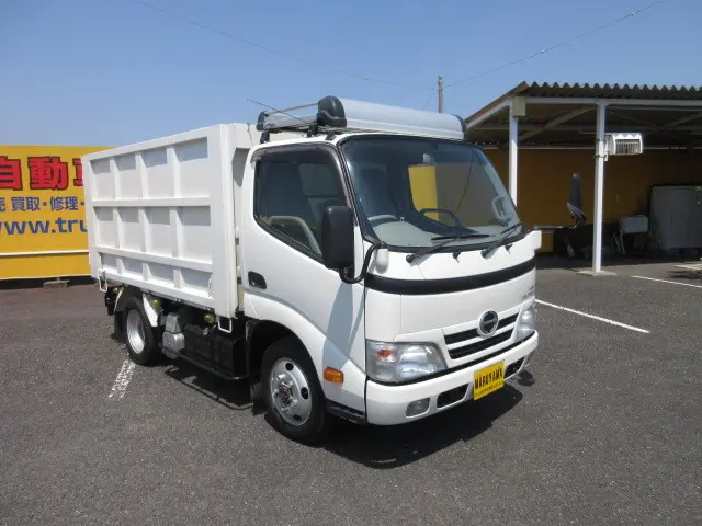 日野 デュトロ BDG-XZU368T(4WD)の写真8
