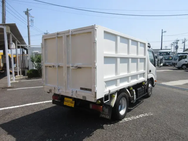 日野 デュトロ BDG-XZU368T(4WD)の写真10