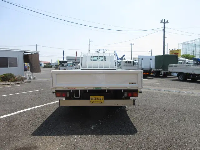三菱 キャンター PA-FE82DG(2WD)の写真7