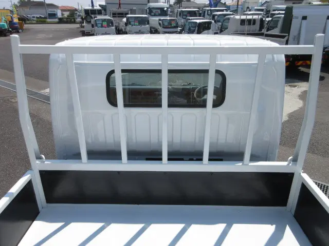 三菱 キャンター PA-FE82DG(2WD)の写真11