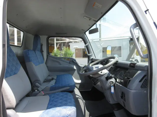 三菱 キャンター PA-FE82DG(2WD)の写真14