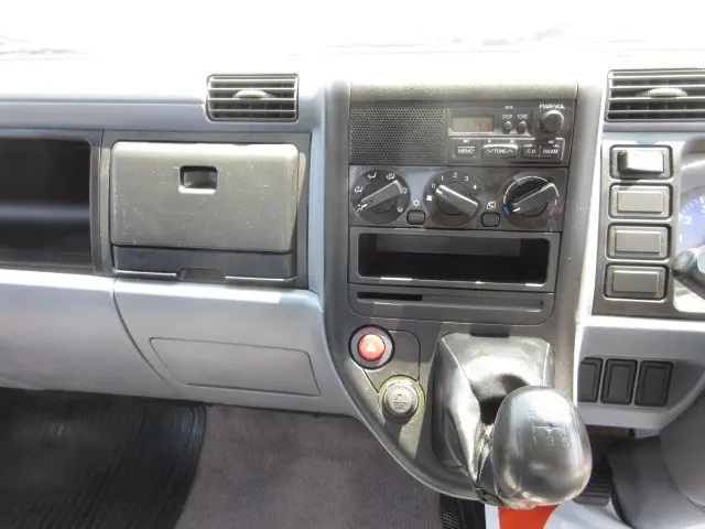 三菱 キャンター PA-FE82DG(2WD)の写真16