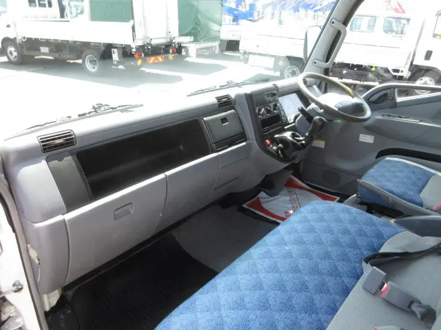 三菱 キャンター PA-FE82DG(2WD)の写真21