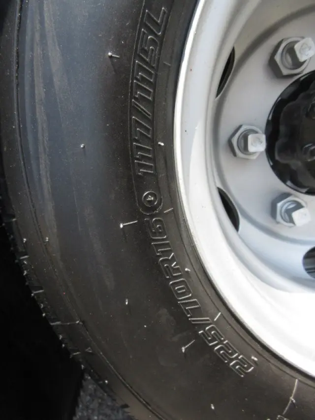 三菱 キャンター PA-FE82DG(2WD)の写真45