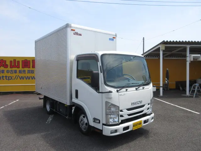 いすゞ エルフ TRG-NLR85AN(2WD)の写真2