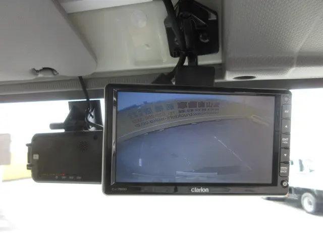 いすゞ エルフ TRG-NLR85AN(2WD)の写真17