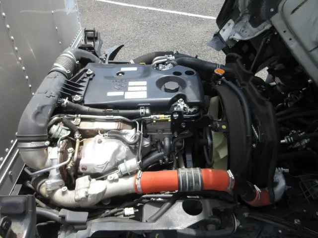 いすゞ エルフ TRG-NLR85AN(2WD)の写真24
