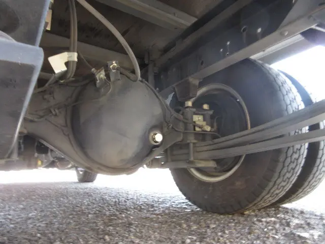 いすゞ エルフ TRG-NLR85AN(2WD)の写真29