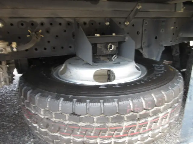 いすゞ エルフ TRG-NLR85AN(2WD)の写真47