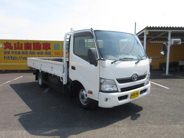 トヨタ ダイナ TKG-XZU775(4WD)の写真2