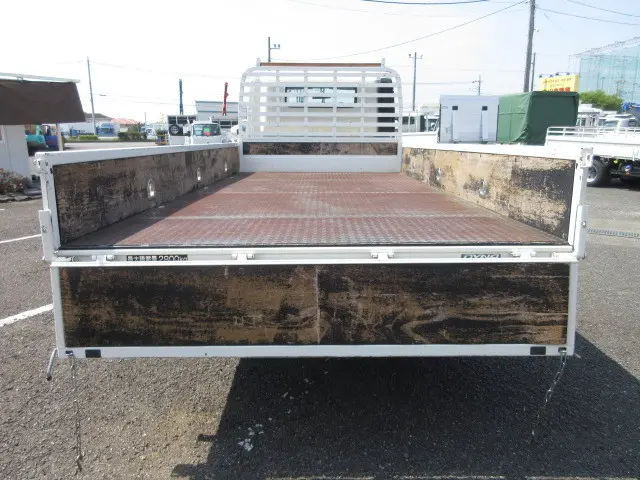トヨタ ダイナ TKG-XZU775(4WD)の写真8