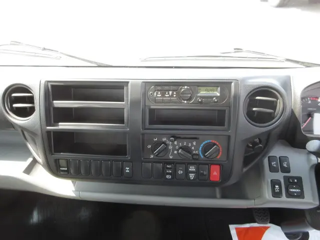 トヨタ ダイナ TKG-XZU775(4WD)の写真13